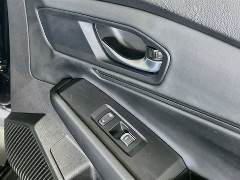 Used 2023 Honda Accord EX image 32