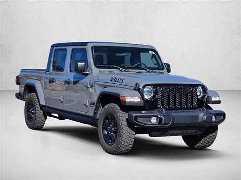 Used 2023 Jeep Gladiator Willys image 3