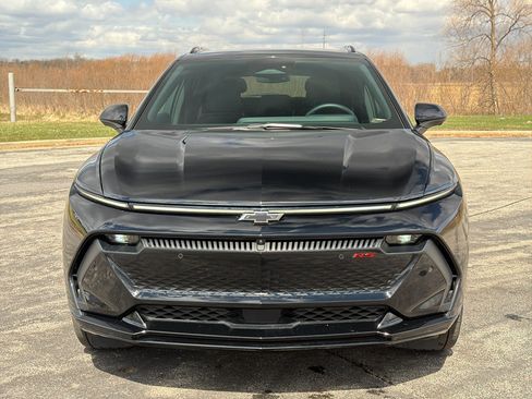 Used 2024 Chevrolet Equinox EV RS FWD image 7
