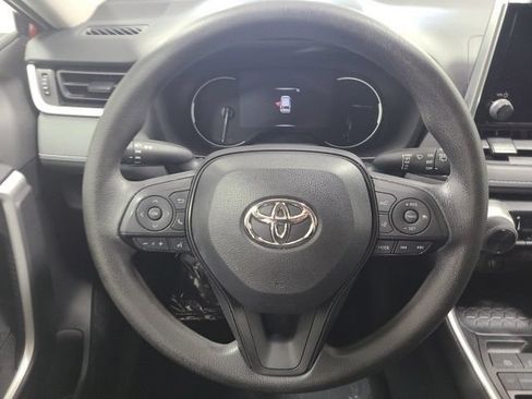 Used 2023 Toyota RAV4 LE FWD image 21