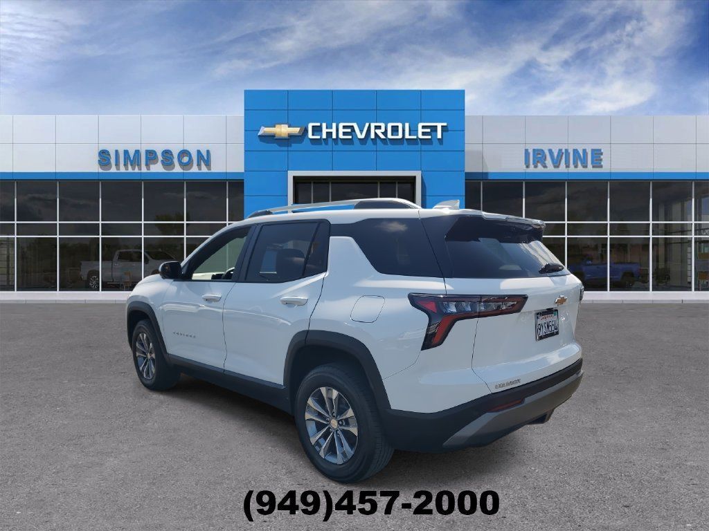 Used 2026 Chevrolet Equinox LT w/ Safety and Technology Package FWD image 6