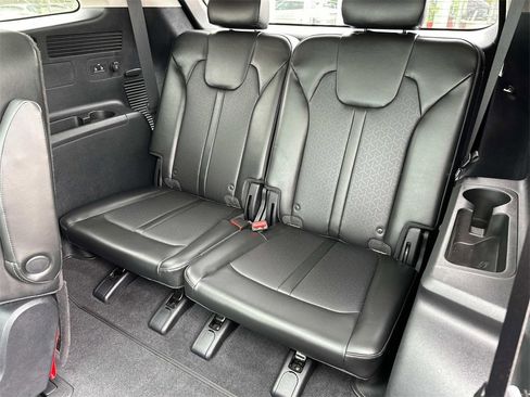 Used 2022 Kia Sorento SX image 12