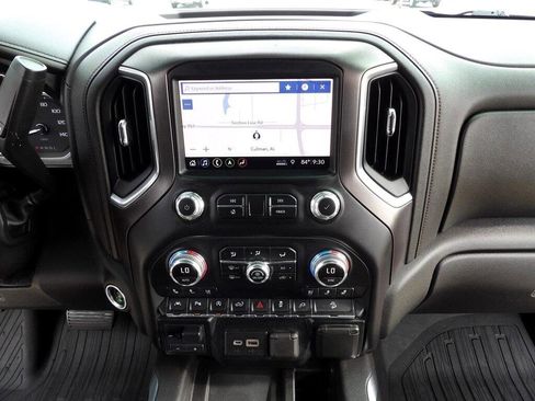 Used 2019 GMC Sierra 1500 AT4 w/ AT4 Premium Package image 24