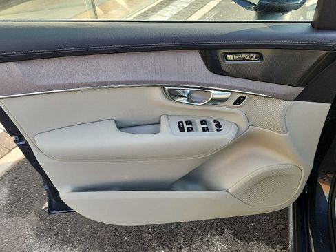 Used 2026 Volvo XC90 B6 Ultra w/ Protection Package image 12