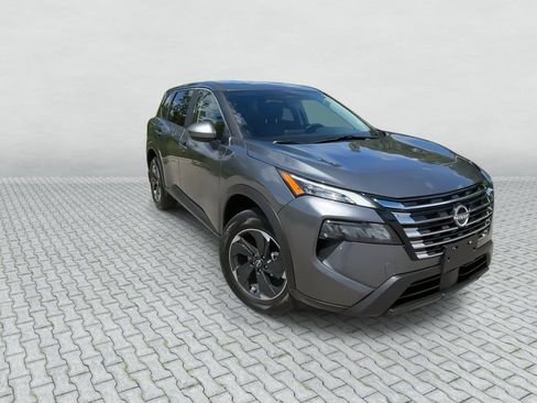 Certified 2026 Nissan Rogue SV w/ Cold Weather Package AWD/4WD image 2