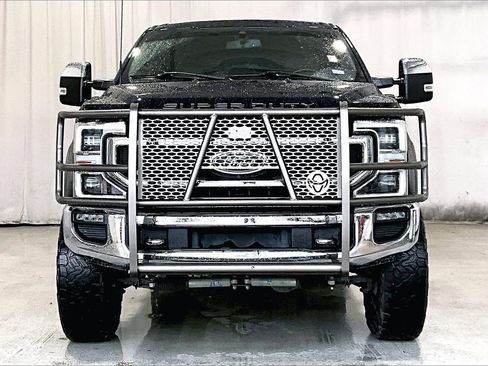 Used 2022 Ford F350 King Ranch w/ King Ranch Ultimate Package AWD/4WD image 3
