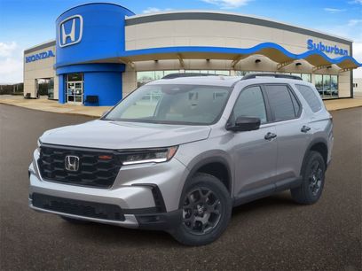 New 2025 Honda Pilot TrailSport