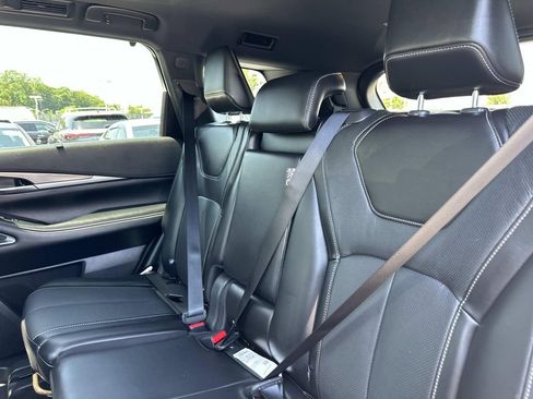 Certified 2025 INFINITI QX60 Luxe w/ Black Edition AWD/4WD image 33