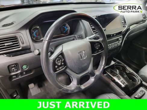 Used 2019 Honda Pilot Touring image 11