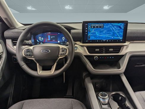 New 2026 Ford Explorer Active image 22