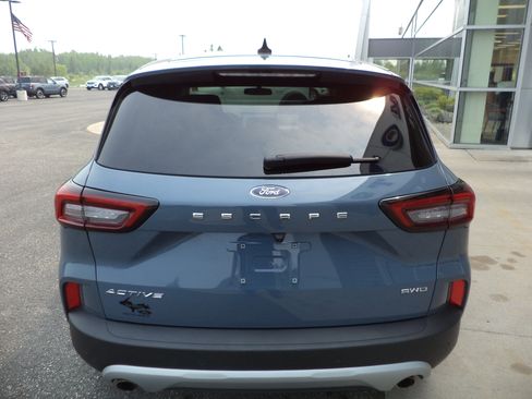 Used 2023 Ford Escape Active w/ Tech Pack #2 image 5