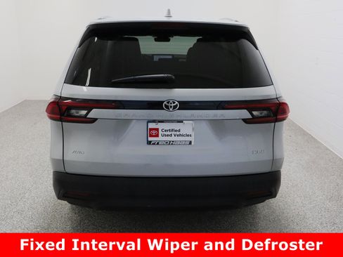Certified 2025 Toyota Grand Highlander AWD image 8