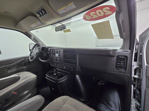 Used 2024 Chevrolet Express 2500 w/ Driver Convenience Package RWD image 18
