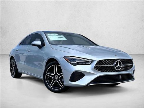 Used 2026 Mercedes-Benz CLA 250 image 2