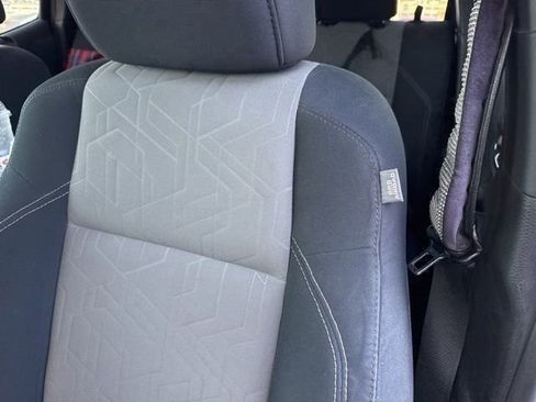 Used 2023 Toyota Tacoma TRD Off-Road image 10