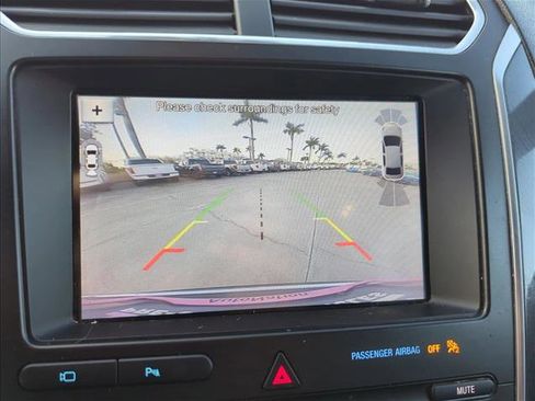 Used 2019 Ford Explorer Limited w/ Class III Trailer Tow Package image 13