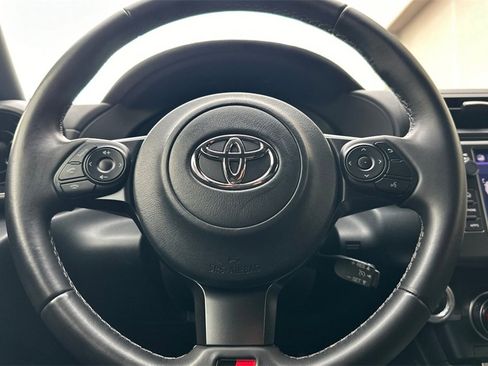 Used 2022 Toyota GR86 Premium image 22