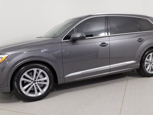 Used 2025 Audi Q7 3.0T Prestige w/ Prestige Package image 1