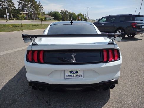 Used 2020 Ford Mustang Shelby GT500 w/ Carbon Fiber Track Pack image 4