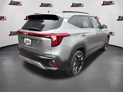 Used 2024 Kia Seltos SX AWD/4WD image 5