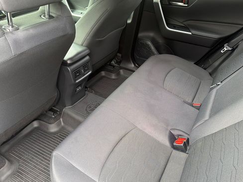 Used 2023 Toyota RAV4 SE w/ Convenience Package AWD/4WD image 15