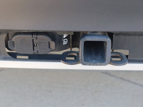 Used 2023 Ford Explorer XLT w/ Equipment Group 202A image 28