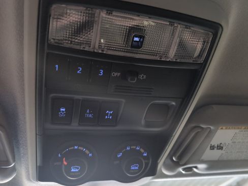 Used 2018 Toyota 4Runner TRD Pro AWD/4WD image 19