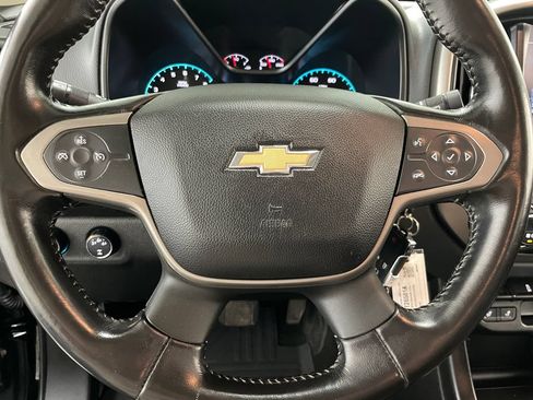 Used 2016 Chevrolet Colorado Z71 AWD/4WD image 17