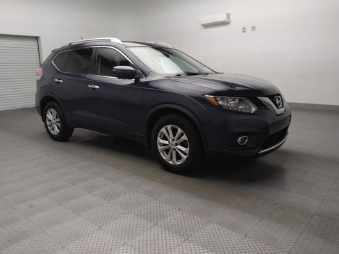 Used 2016 Nissan Rogue SV w/ SV Premium Package image 13