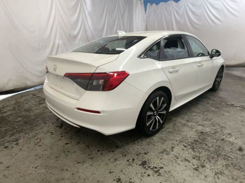 Used 2024 Honda Civic EX image 6