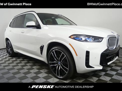 New 2026 BMW X5 sDrive40i w/ M Sport Package RWD image 1
