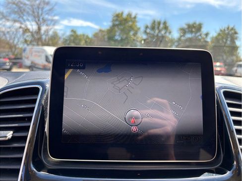 Used 2018 Mercedes-Benz GLS 450 GLS 450 4MATIC Sport Utility 4 image 34