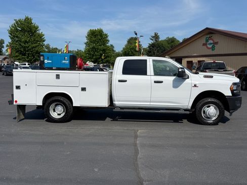 Used 2023 RAM 3500 Tradesman w/ Max Tow Package AWD/4WD image 9