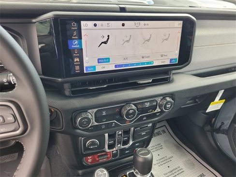 New 2025 Jeep Gladiator Sport image 22