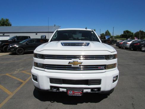Used 2018 Chevrolet Silverado 2500 LTZ w/ Duramax Plus Package AWD/4WD image 9