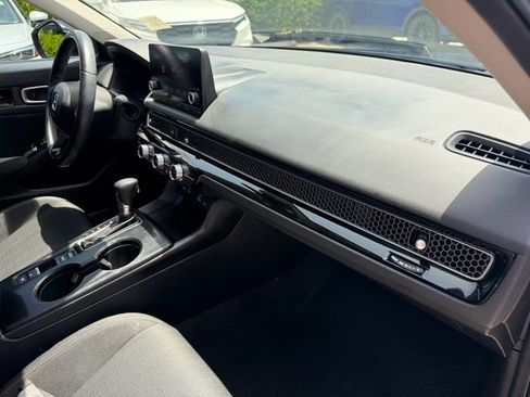 Used 2023 Honda Civic EX image 16