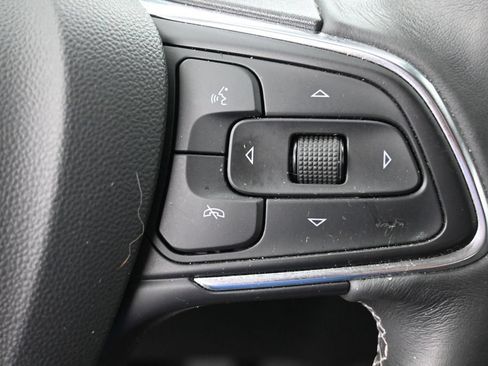 Used 2023 Buick Envision Preferred FWD image 38
