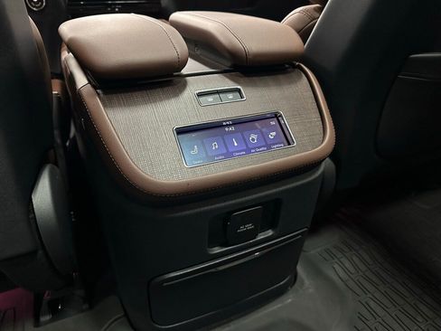 Used 2025 Lincoln Navigator L Reserve image 50