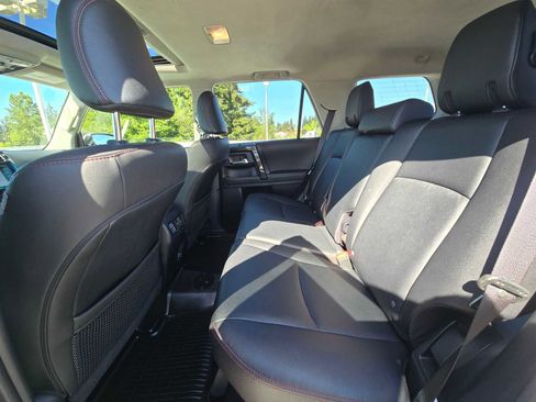 Used 2024 Toyota 4Runner TRD Off-Road Premium w/ Off Road Premium Plus Package AWD/4WD image 16