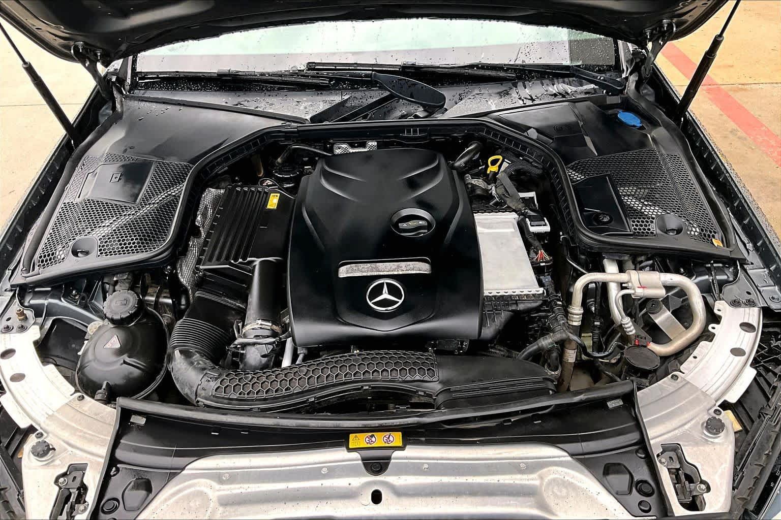 Used 2017 Mercedes-Benz C 300 Sedan image 27