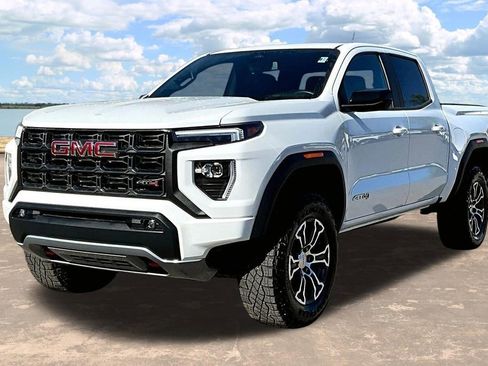 Used 2023 GMC Canyon AT4 w/ Canyon Safety Plus Package image 4