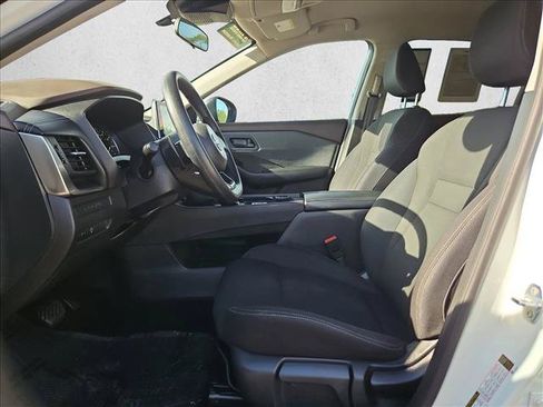Used 2023 Nissan Rogue S AWD/4WD image 14