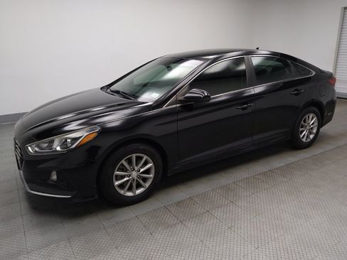 Used 2018 Hyundai Sonata SE FWD image 2