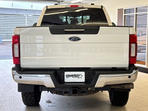 Certified 2021 Ford F350 Lariat w/ Tremor Off-Road Package image 5