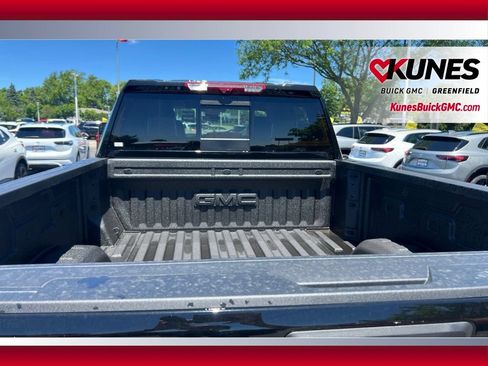 New 2026 GMC Sierra 2500 Denali Ultimate w/ LPO, Black Badging Package AWD/4WD image 36
