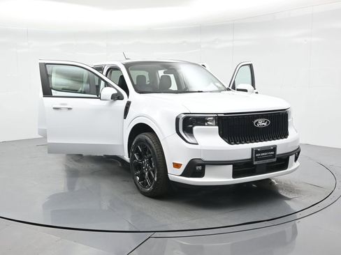 New 2025 Ford Maverick Lobo image 30