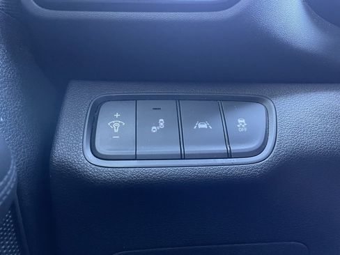 Used 2020 Hyundai Santa Fe SEL image 13