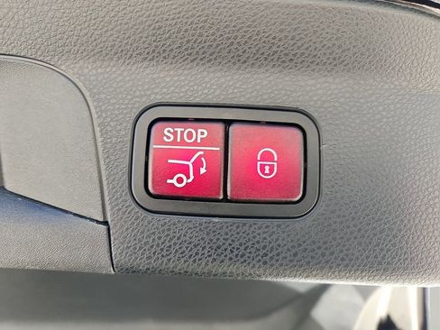 Used 2021 Mercedes-Benz GLC 300 4MATIC Coupe image 29