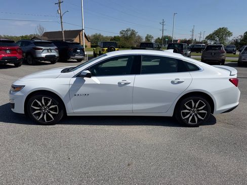 Used 2025 Chevrolet Malibu RS FWD image 9