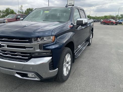 Used 2021 Chevrolet Silverado 1500 LTZ w/ LTZ Premium Package AWD/4WD image 16
